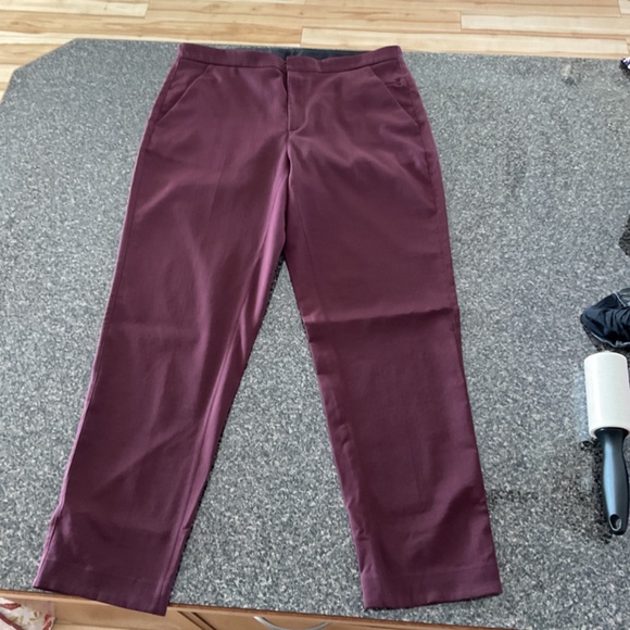 Lululemon trousers, Size 8 - Picture 2 of 9